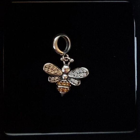 925 Sterling Silver Bee Charm - Picture 2 of 7